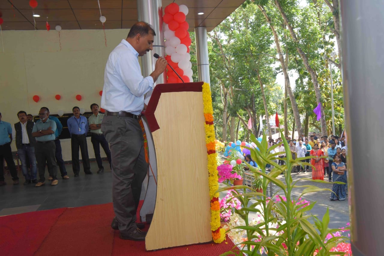 Dr. C. Anandharamakrishnan, Director, CSIR-NIIST addressing NIIST family on New Year 2023