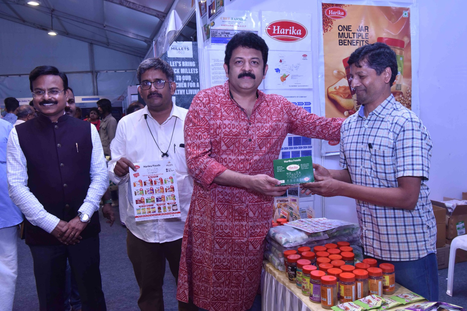 Renowned actor Shri. Krishna Kumar visited CSIR-NIIST and attended the OWOL program & the Millet Festival